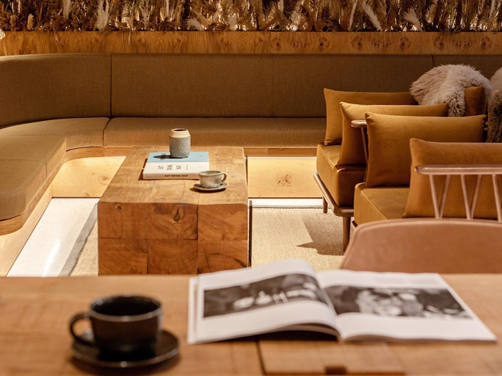 Wren Urban Nest — Restaurant & bars in Dublin, Dublin City