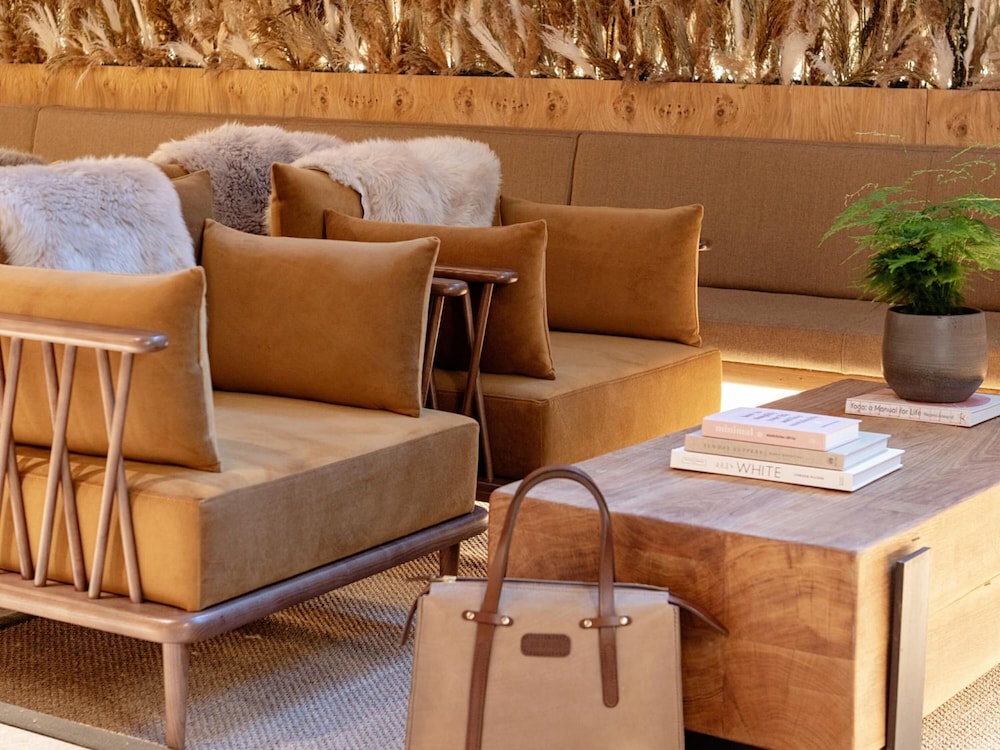 Wren Urban Nest — Restaurant & bars in Dublin, Dublin City