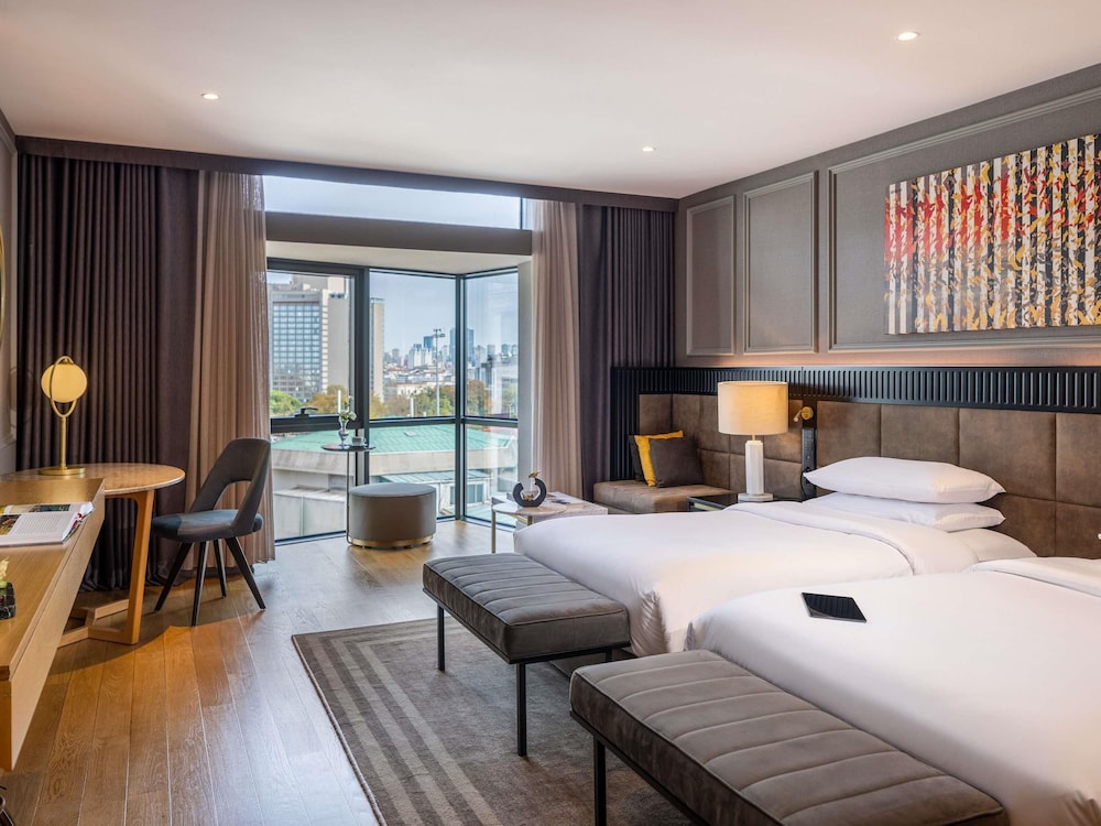 Sofitel Istanbul Taksim — Hotel rooms in Istanbul, Istanbul