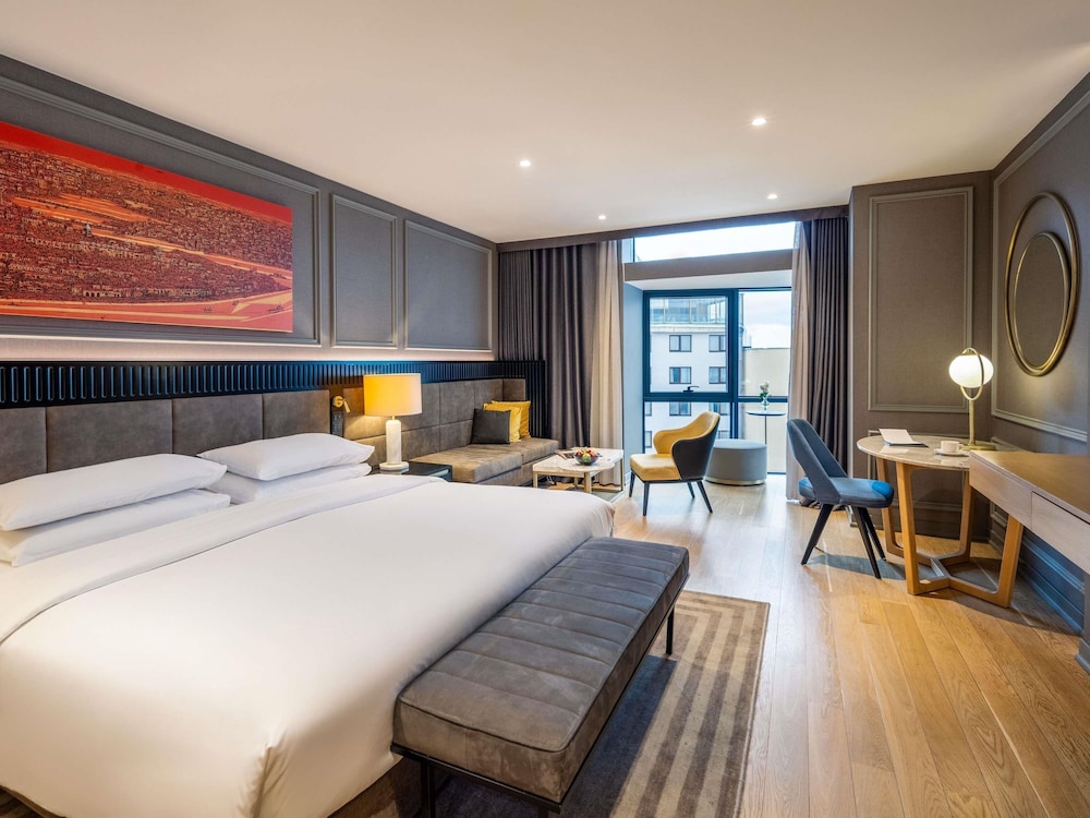 Sofitel Istanbul Taksim — Hotel rooms in Istanbul, Istanbul