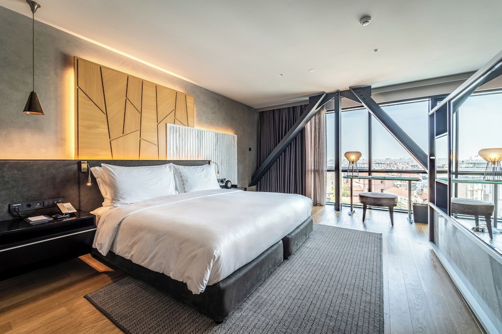 Sofitel Istanbul Taksim — Hotel rooms in Istanbul, Istanbul