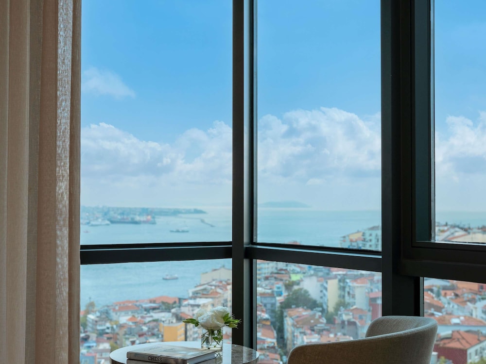 Sofitel Istanbul Taksim — Hotel rooms in Istanbul, Istanbul