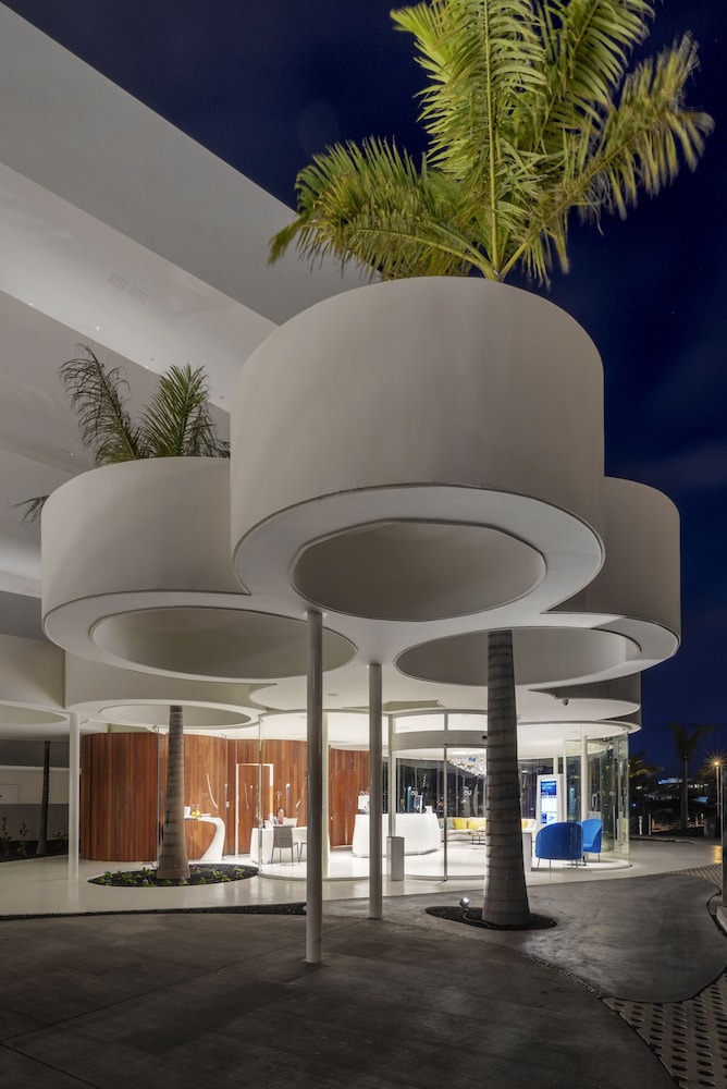 Royal Hideaway Corales Beach, part of Barceló Hotel Group - Adults Only — Shared spaces in Costa Adeje, Canary Islands