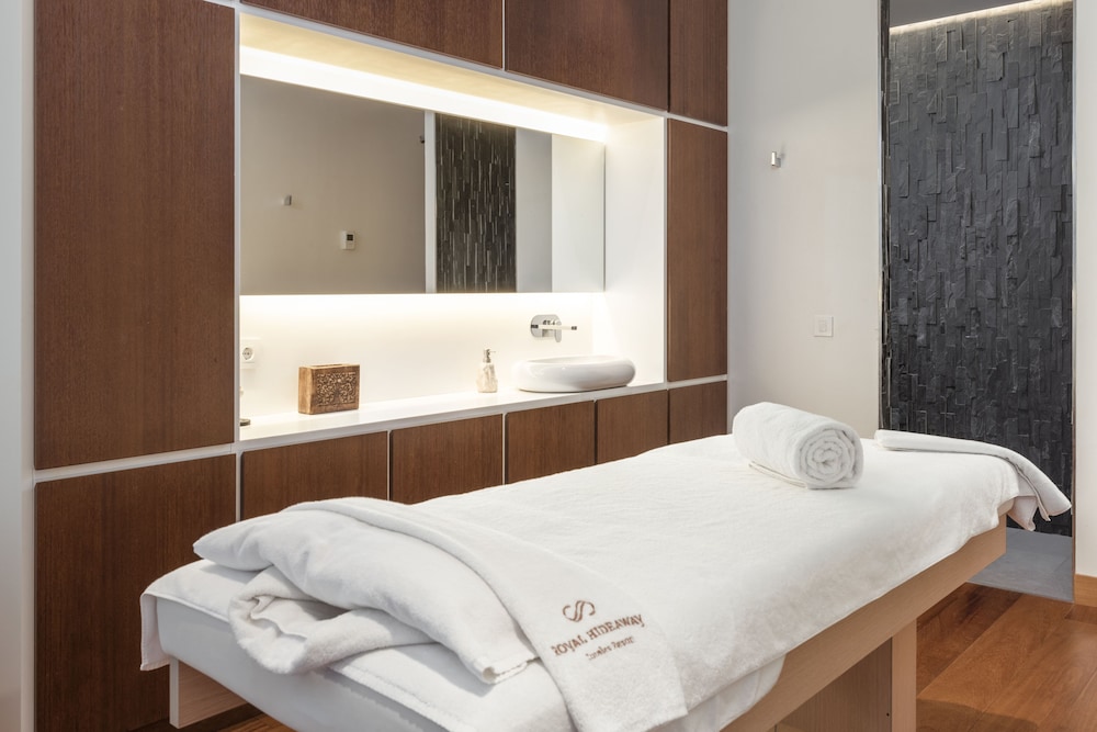 Royal Hideaway Corales Beach, part of Barceló Hotel Group - Adults Only — Facilities in Costa Adeje, Canary Islands