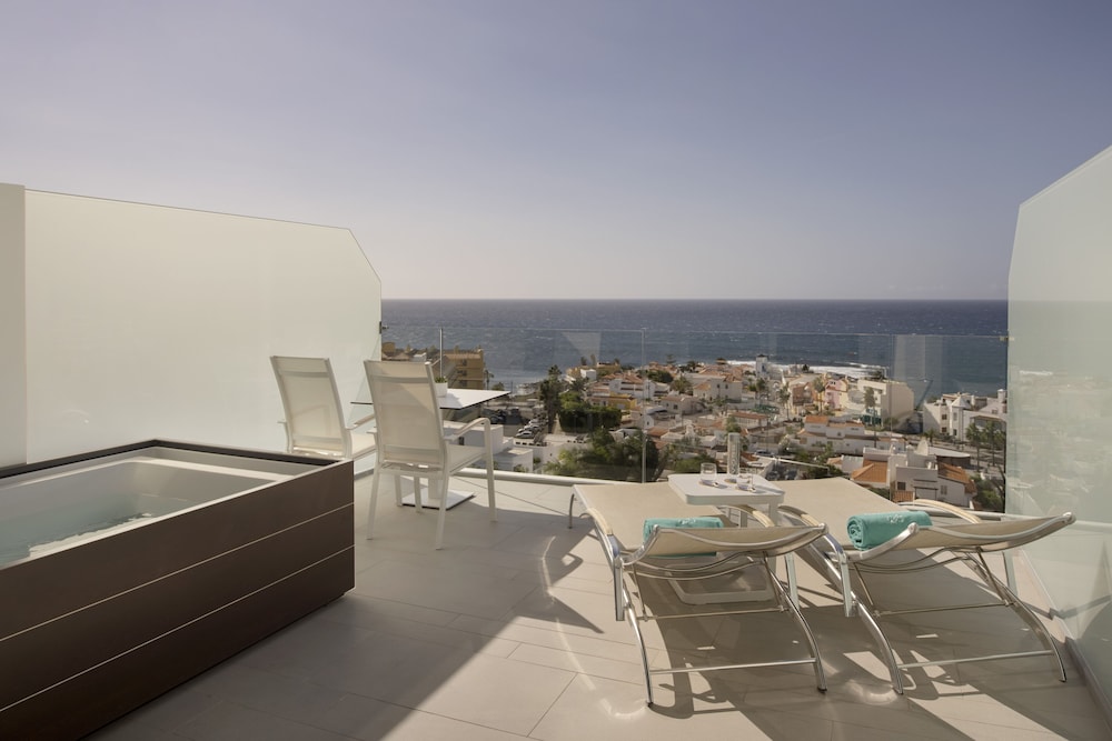 Royal Hideaway Corales Beach, part of Barceló Hotel Group - Adults Only — Rooms in Costa Adeje, Canary Islands
