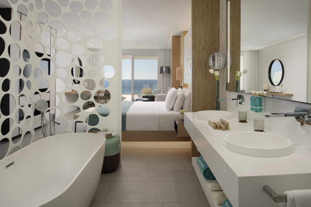 Royal Hideaway Corales Beach, part of Barceló Hotel Group - Adults Only — Rooms in Costa Adeje, Canary Islands