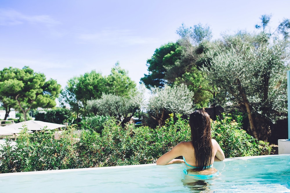 Inturotel Cala Esmeralda Beach Hotel & Spa - Adults Only — Swimming pool in Cala d´Or, Balearic Islands