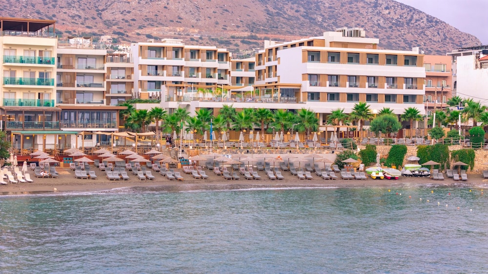 Akasha Beach Hotel & Spa — Beach in Hersonissos