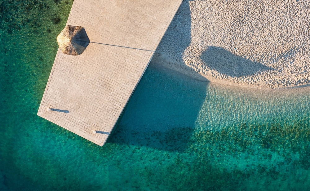 Bluesun Hotel Berulia — Beach in Brela, Split-Dalmatia