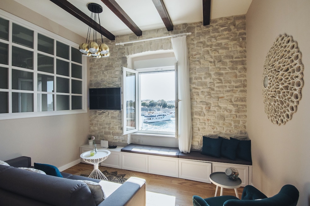 Magic View Apartments — Hotel rooms in Zadar, Zadar