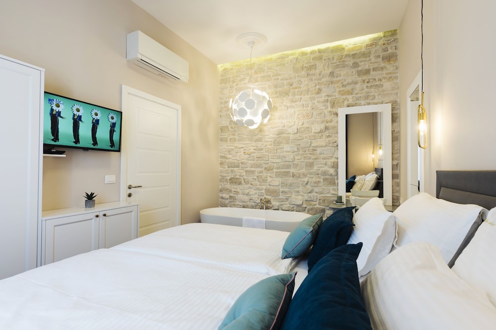 Magic View Apartments — Hotel rooms in Zadar, Zadar