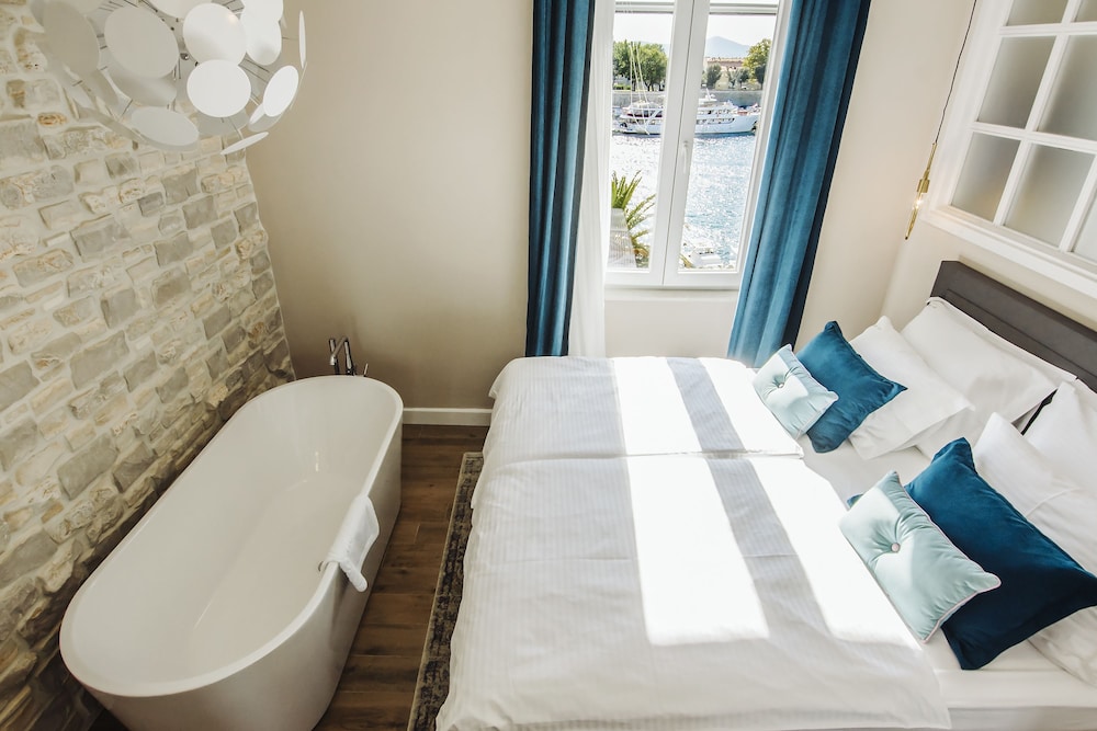 Magic View Apartments — Hotel rooms in Zadar, Zadar