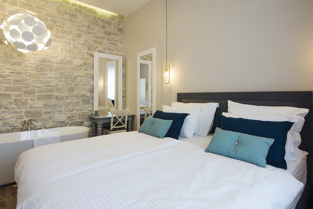 Magic View Apartments — Hotel rooms in Zadar, Zadar