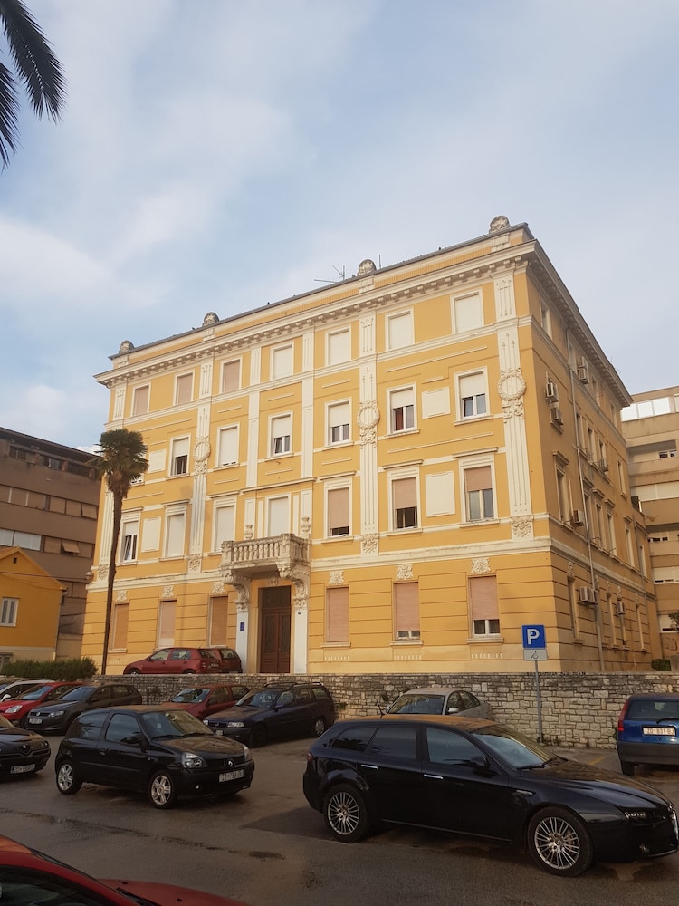 Magic View Apartments — Hotel building in Zadar, Zadar