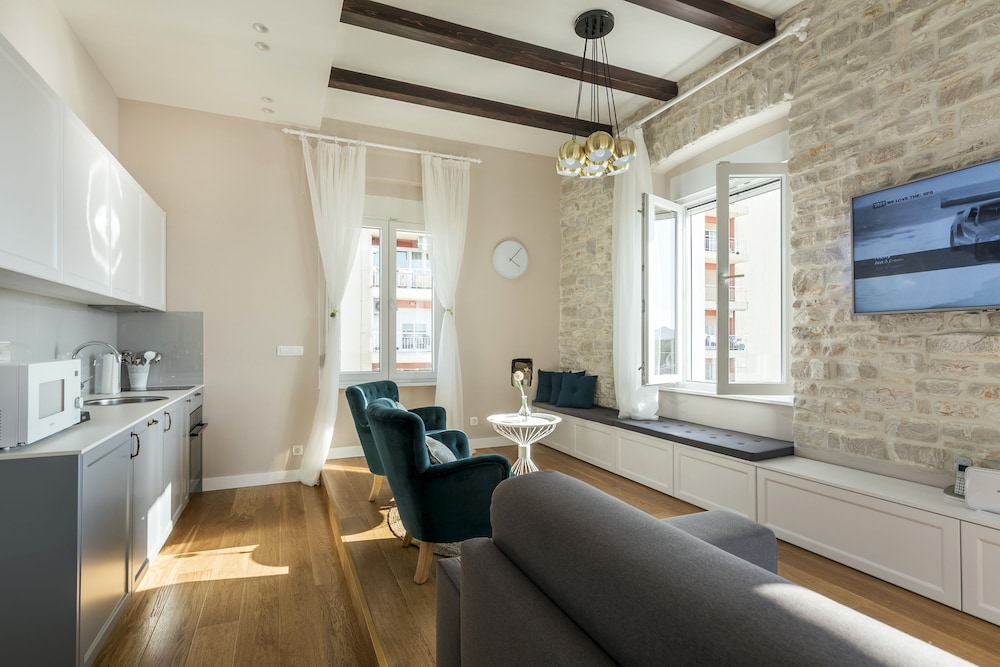Magic View Apartments — Hotel rooms in Zadar, Zadar
