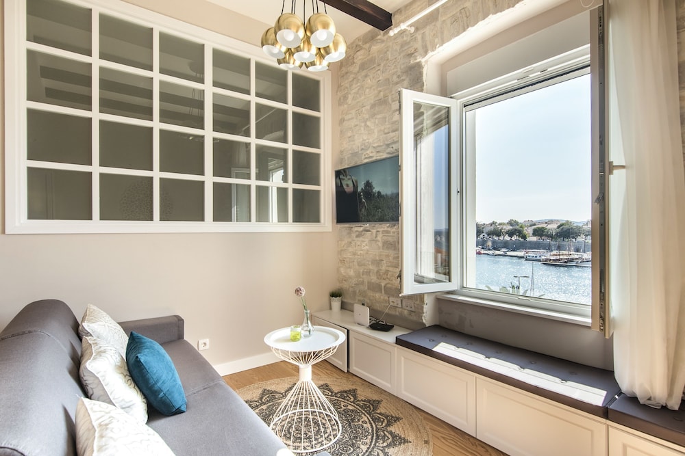 Magic View Apartments — Hotel rooms in Zadar, Zadar