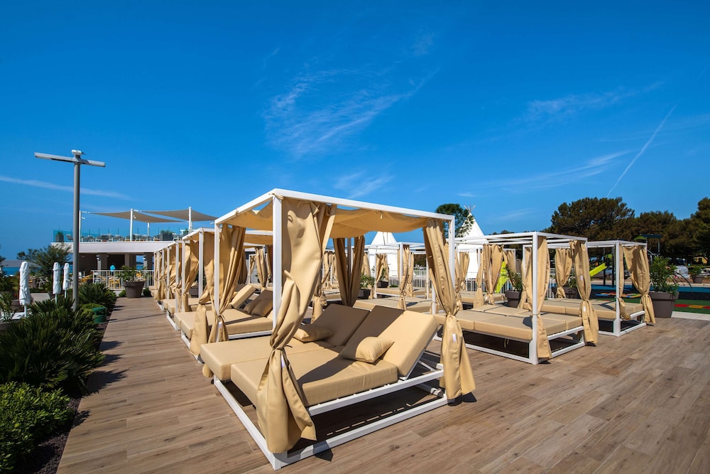 Apartments Kazela — Beach in Medulin, Istria