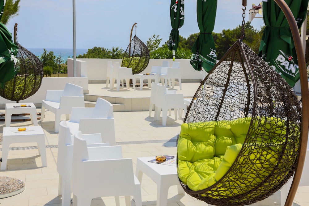 Apartments Kazela — Restaurant & bars in Medulin, Istria