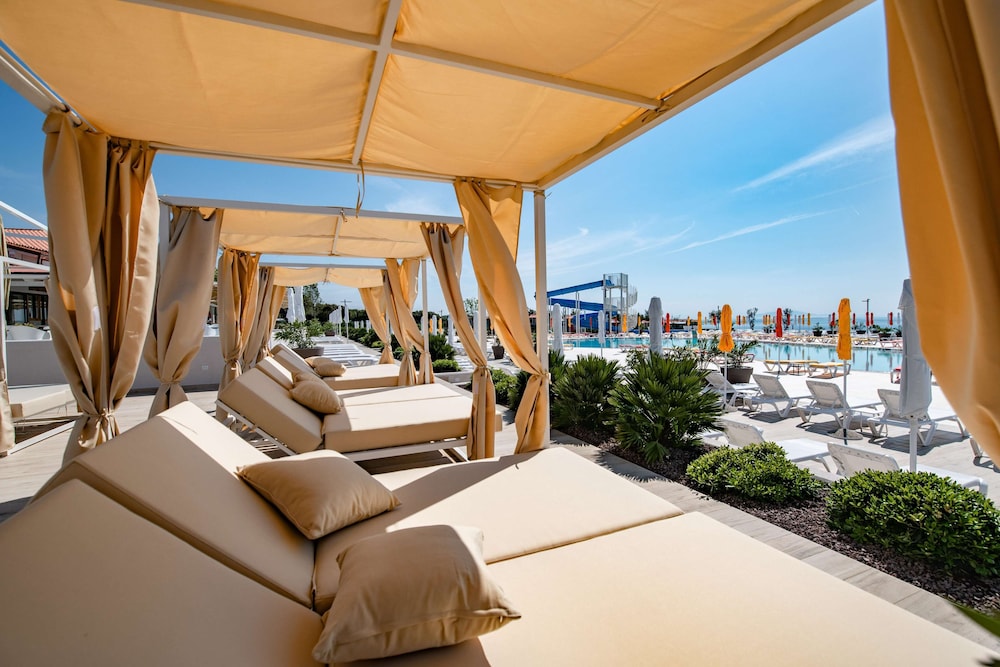 Apartments Kazela — Beach in Medulin, Istria