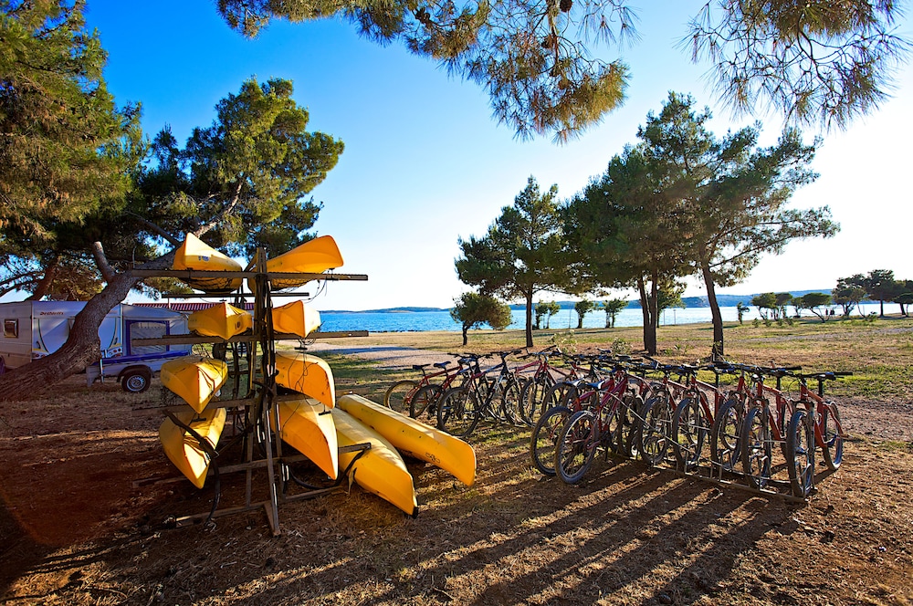 Apartments Kazela — Sports & recreation in Medulin, Istria