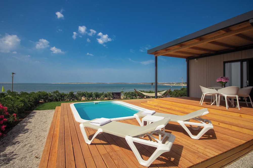 Arena Grand Kazela Camping Homes — Beach in Medulin, Istria