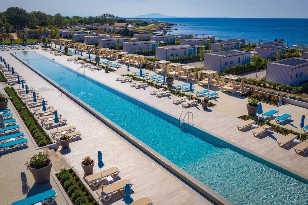 Arena Grand Kazela Camping Homes — Beach in Medulin, Istria