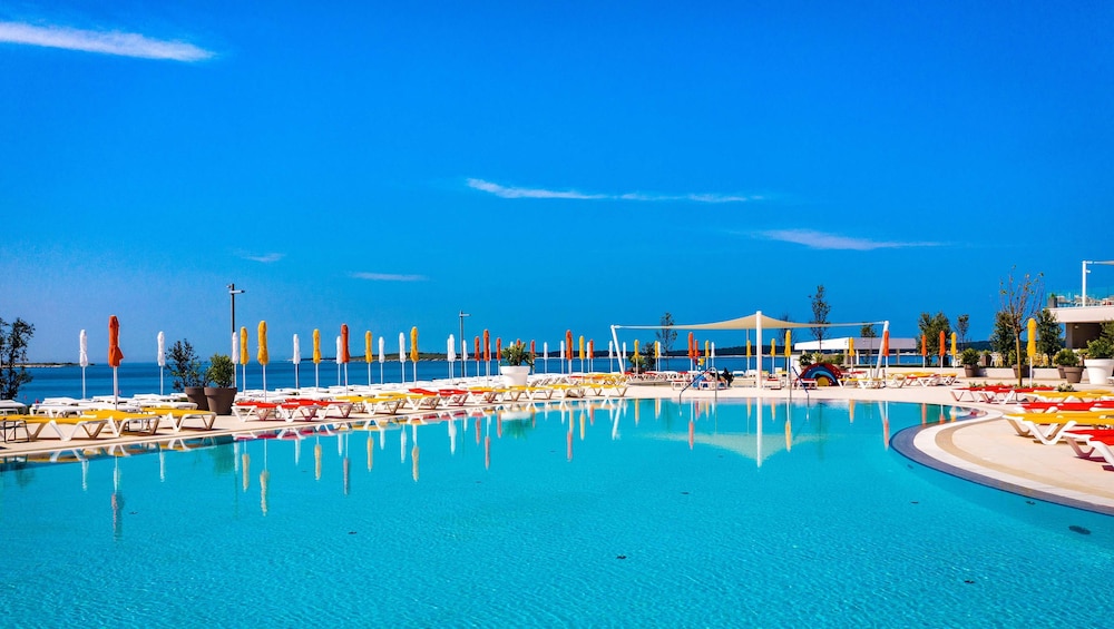 Arena Grand Kazela Camping Homes — Beach in Medulin, Istria