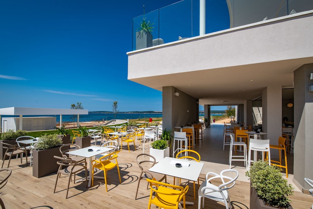 Arena Grand Kazela Camping Homes — Restaurant & bars in Medulin, Istria
