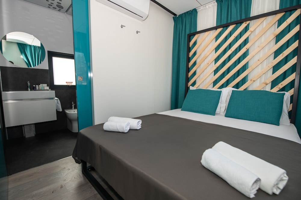 Arena Grand Kazela Camping Homes — Hotel rooms in Medulin, Istria