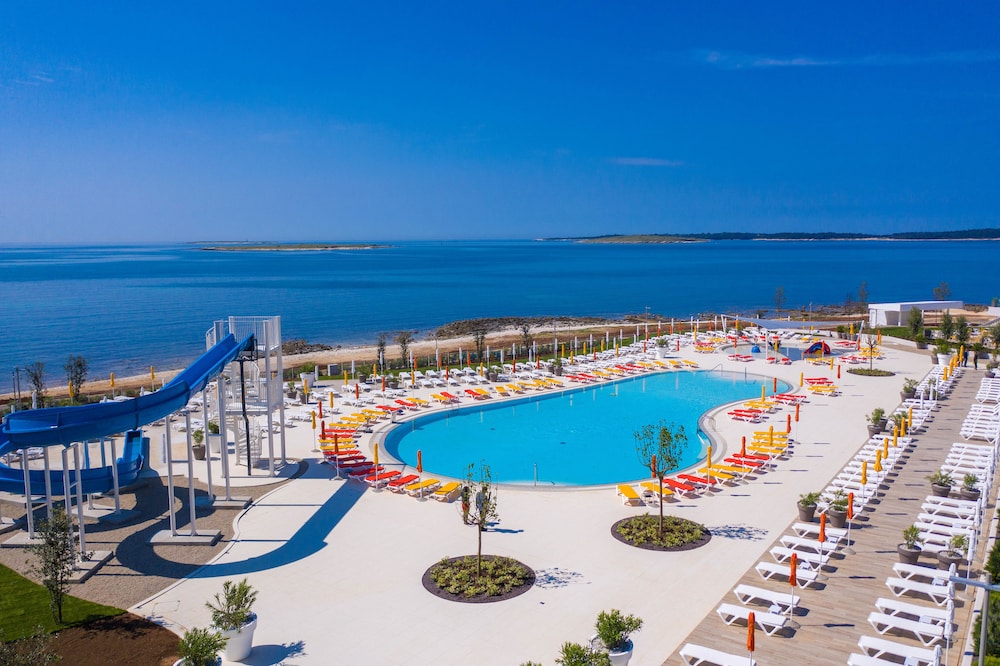 Arena Grand Kazela Camping Homes — Swimming pool in Medulin, Istria