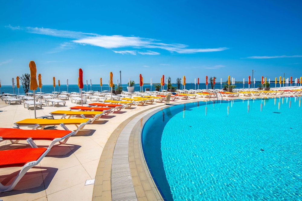 Arena Grand Kazela Camping Homes — Beach in Medulin, Istria
