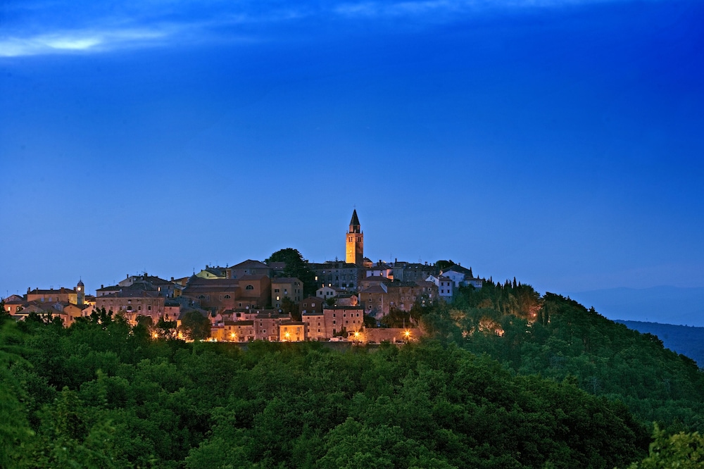 MASLINICA Mimosa Lido Palace Hotel — Attractions in the area in Labin, Istria