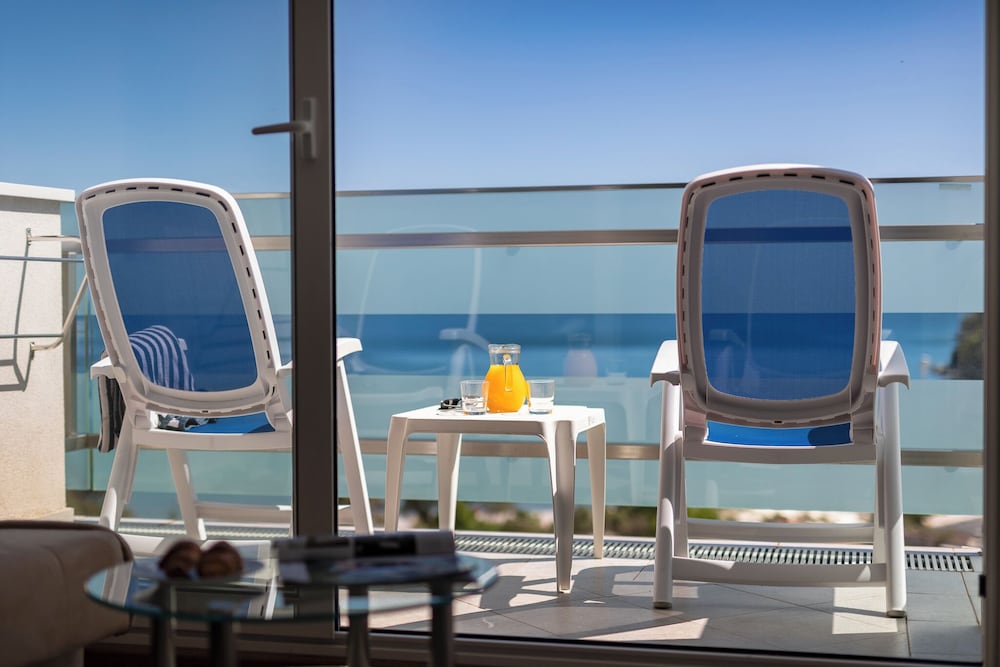 MASLINICA Mimosa Lido Palace Hotel — Hotel rooms in Labin, Istria