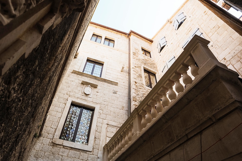 Heritage Hotel Cardo — Hotel building in Split, Split-Dalmatia
