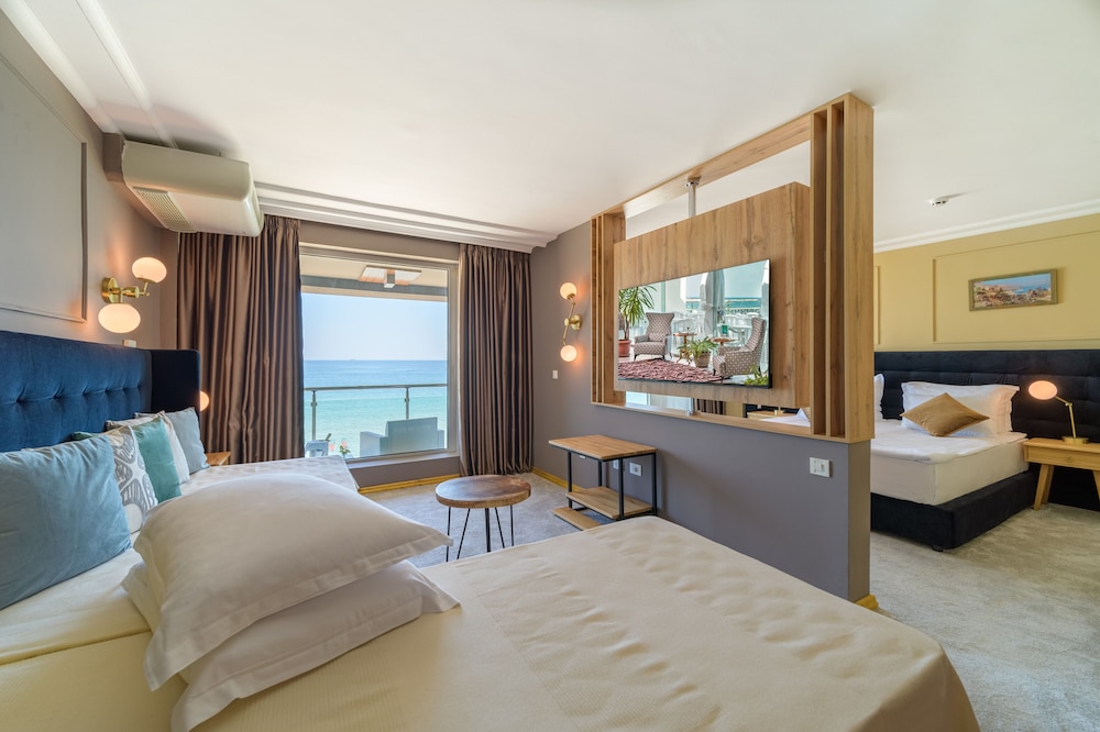 Marina Sunny Day Resort — Hotel rooms in Varna, Varna Region