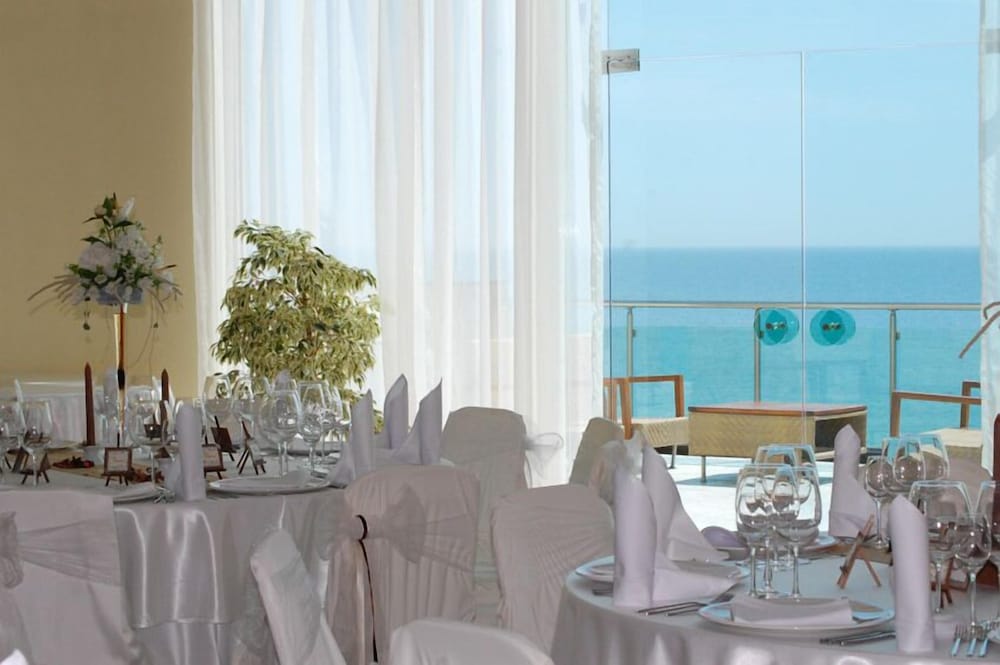 Marina Sunny Day Resort — Hotel building in Varna, Varna Region
