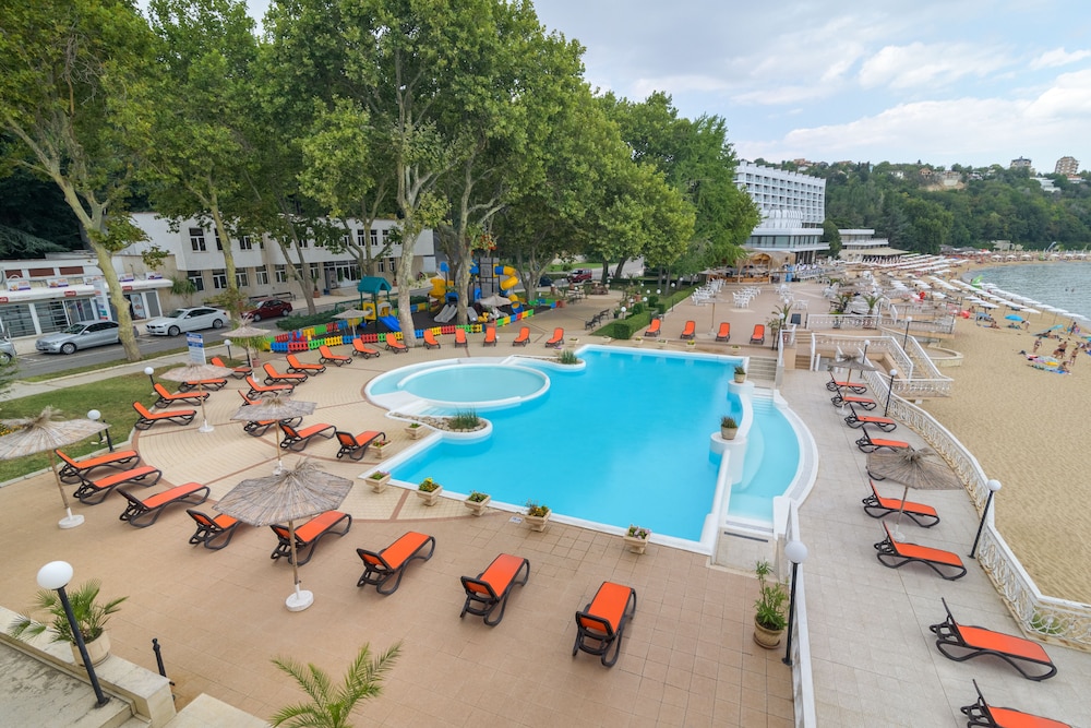 Marina Sunny Day Resort — Swimming pool in Varna, Varna Region