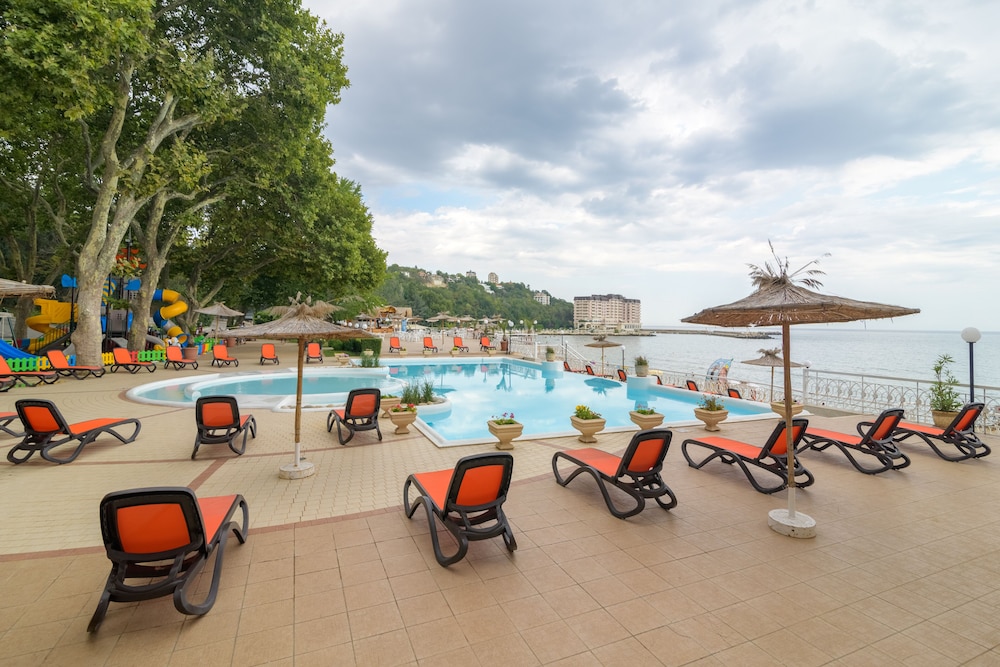 Marina Sunny Day Resort — Swimming pool in Varna, Varna Region