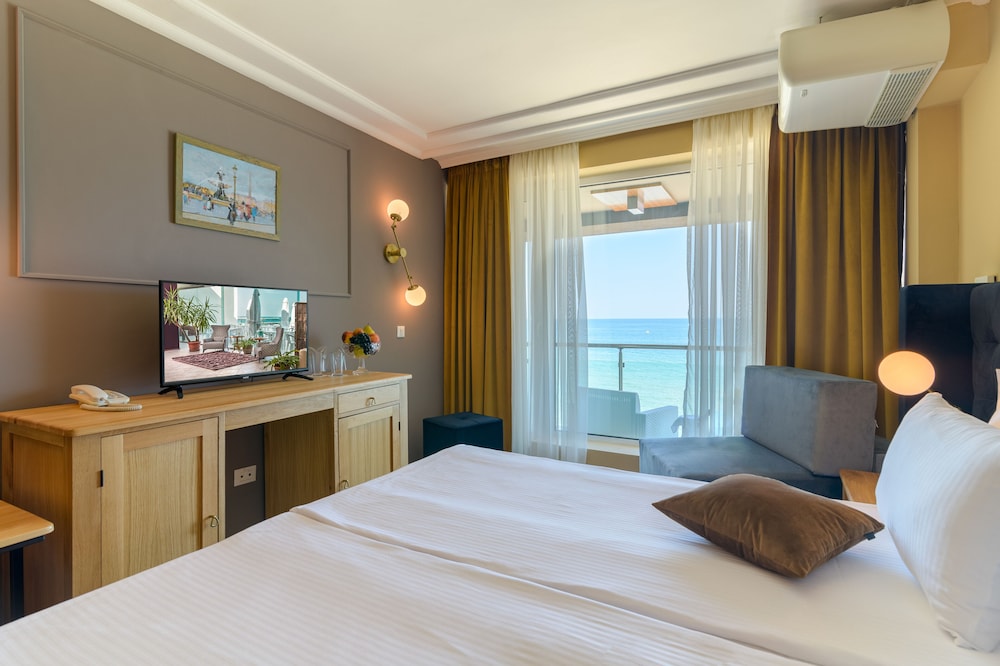 Marina Sunny Day Resort — Hotel rooms in Varna, Varna Region