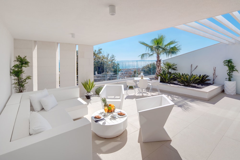 Posh Residence Luxury Suites — Hotel building in Split, Split-Dalmatia