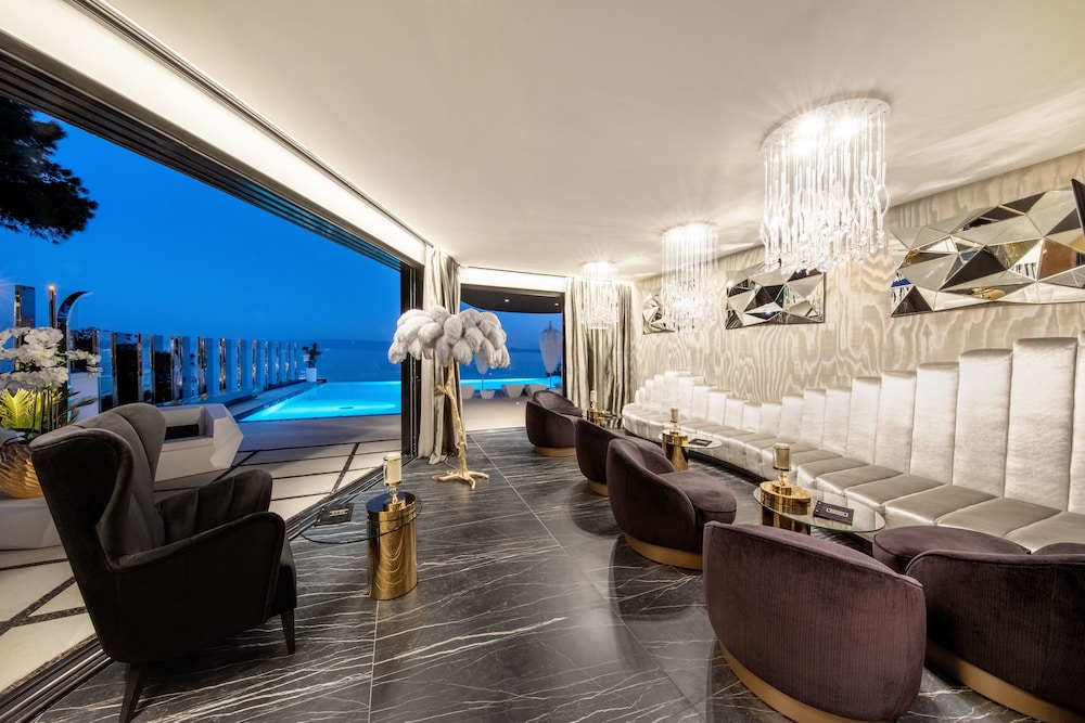 Posh Residence Luxury Suites — Restaurant & bars in Split, Split-Dalmatia