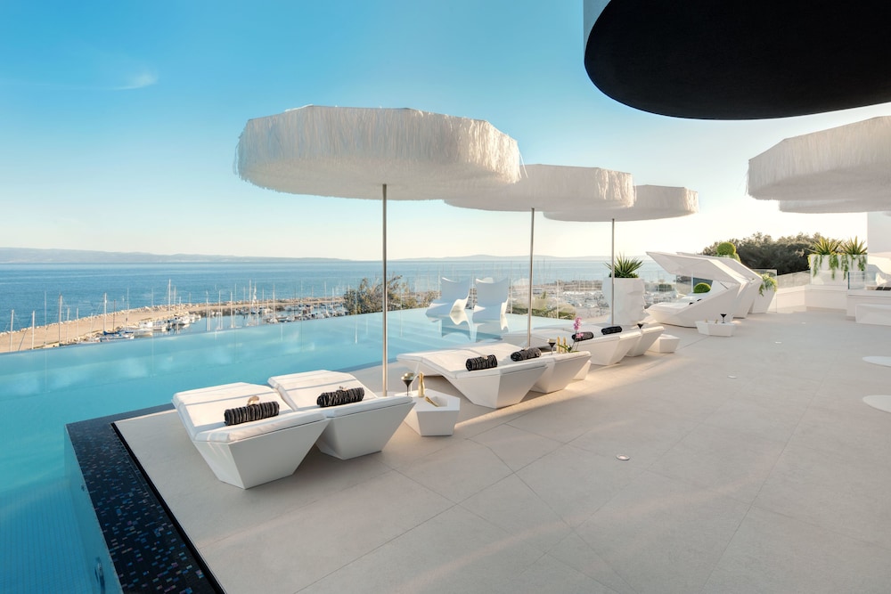 Posh Residence Luxury Suites — Swimming pool in Split, Split-Dalmatia