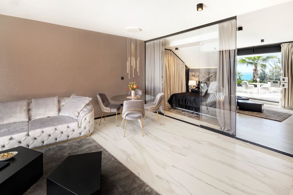 Posh Residence Luxury Suites — Hotel rooms in Split, Split-Dalmatia