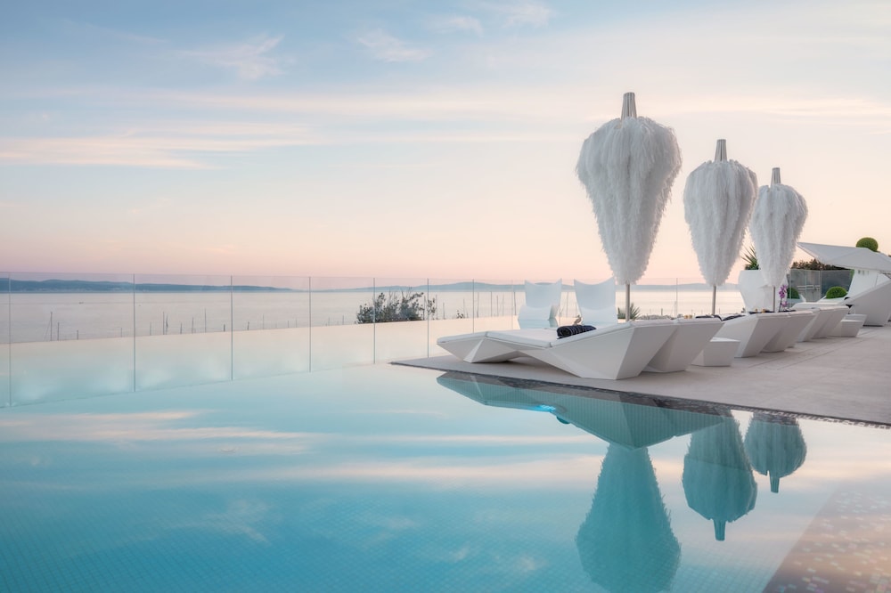 Posh Residence Luxury Suites — Swimming pool in Split, Split-Dalmatia