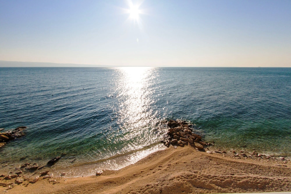 Villa Tamaris — Beach in Podstrana, Split-Dalmatia