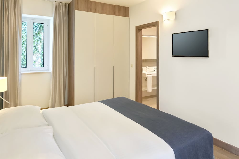 Maistra Select Srebreno Villas — Hotel rooms in Srebreno, Dubrovnik-Neretva