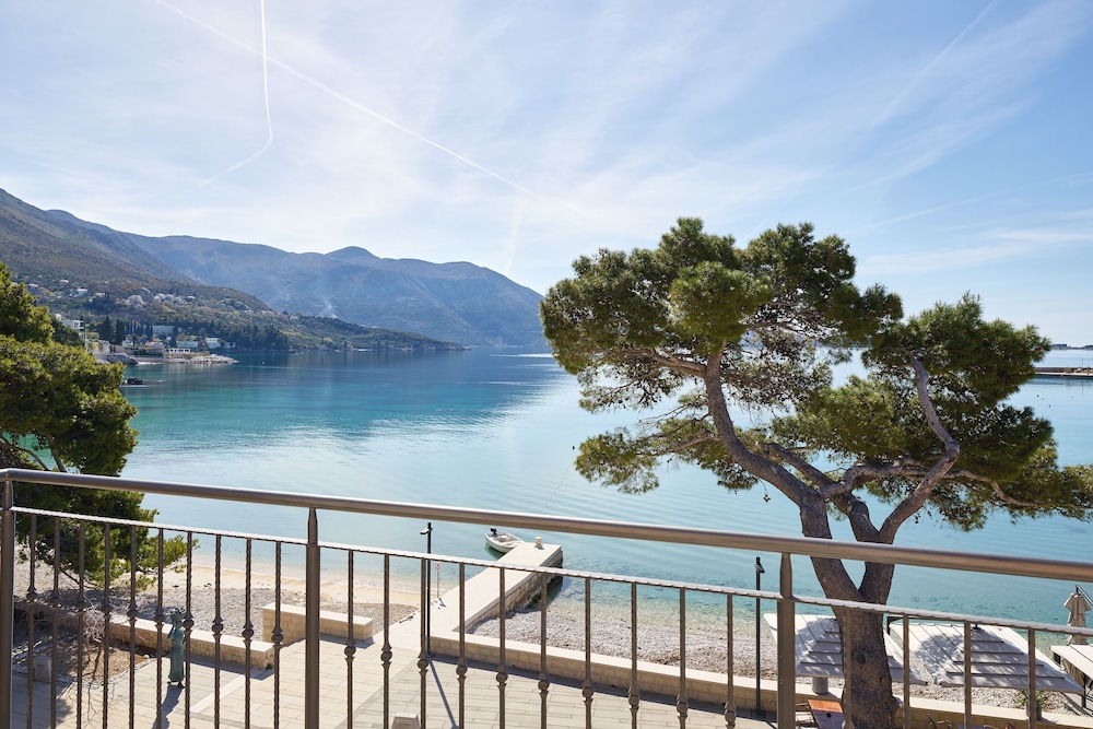 Maistra Select Srebreno Villas — Beach in Srebreno, Dubrovnik-Neretva