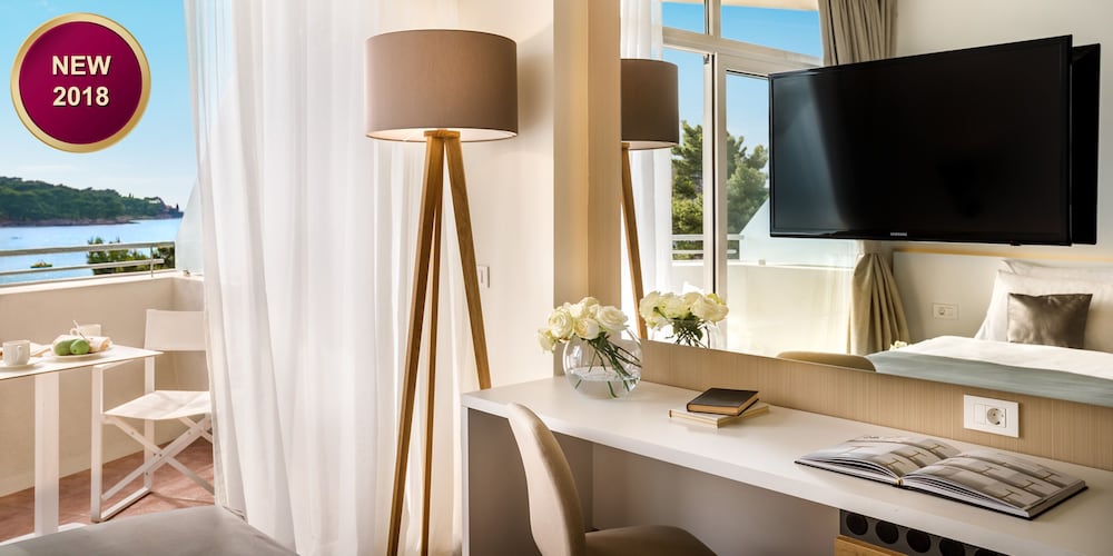 Remisens Hotel Albatros — Hotel rooms in Konavle, Dubrovnik-Neretva
