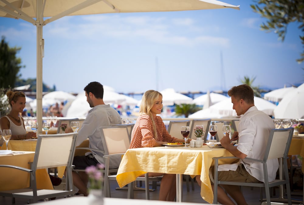 Remisens Hotel Albatros — Restaurant & bars in Konavle, Dubrovnik-Neretva