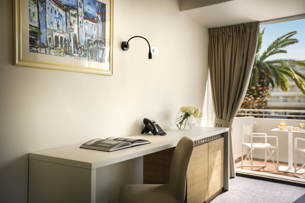 Remisens Hotel Albatros — Hotel rooms in Konavle, Dubrovnik-Neretva